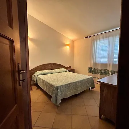 Otel I Menhirs Annunziata (Sardinia)