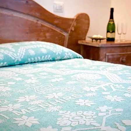 I Menhirs Hotel 3*